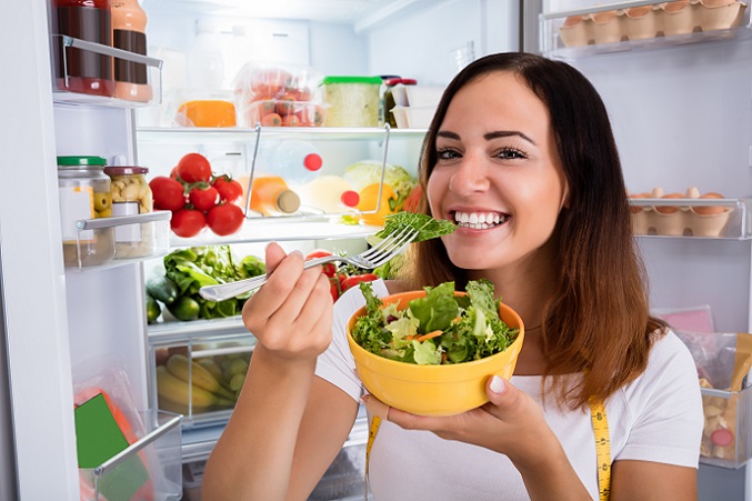 Salat ist auch ein gern gegessenes Lebensmittel bei einer Diät (#02)