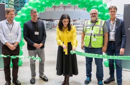 94 Prozent Kommissioniergenauigkeit und NPS über 90 überzeugen Investoren Veloq und AutoStore eröffnen KI-Fulfillment-Zentrum für frische, schnelle (Foto: Veloq)