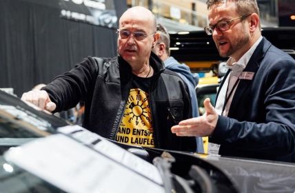 Automobilmesse Erfurt verzeichnet 30.000 Besucher und 42 (Foto: viveart.de, Predigerstrasse 12, 99084 Erfurt)