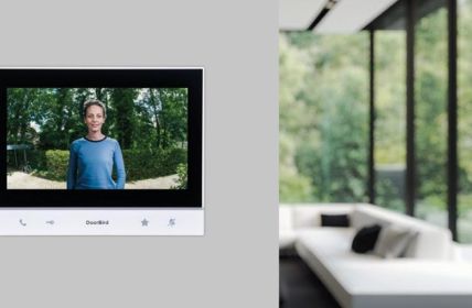 DoorBird präsentiert auf Light+Building A1103 und A1104 IP-Innenstationen (Foto: Bird Home Automation GmbH)