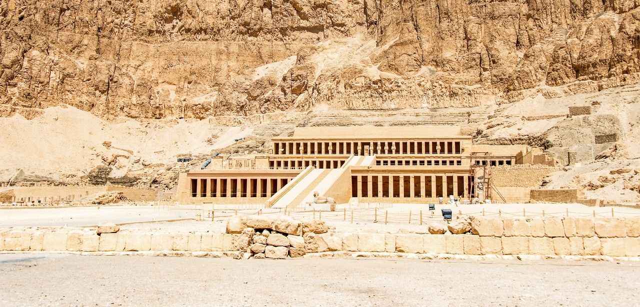 Türkisblaue Küsten und antike Ruinen locken Touristen trotz (Foto: AdobeStock - CL-Medien - 263604013)